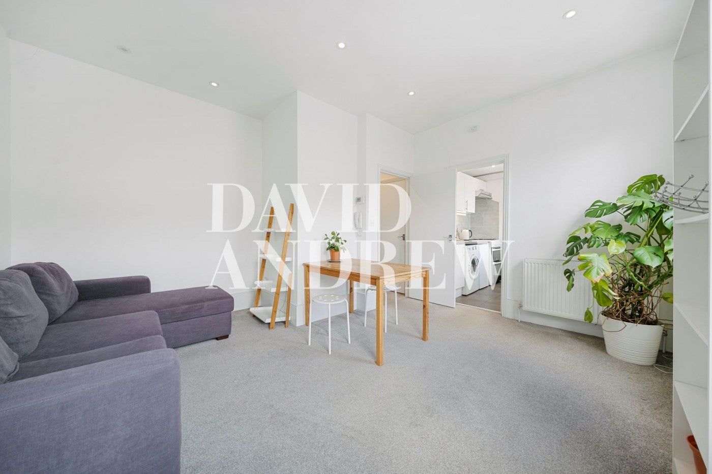 Flat Blackstock Mews in Greater London