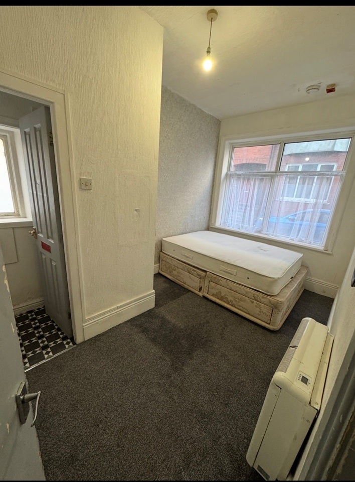 Flat Royal Terrace in Southport