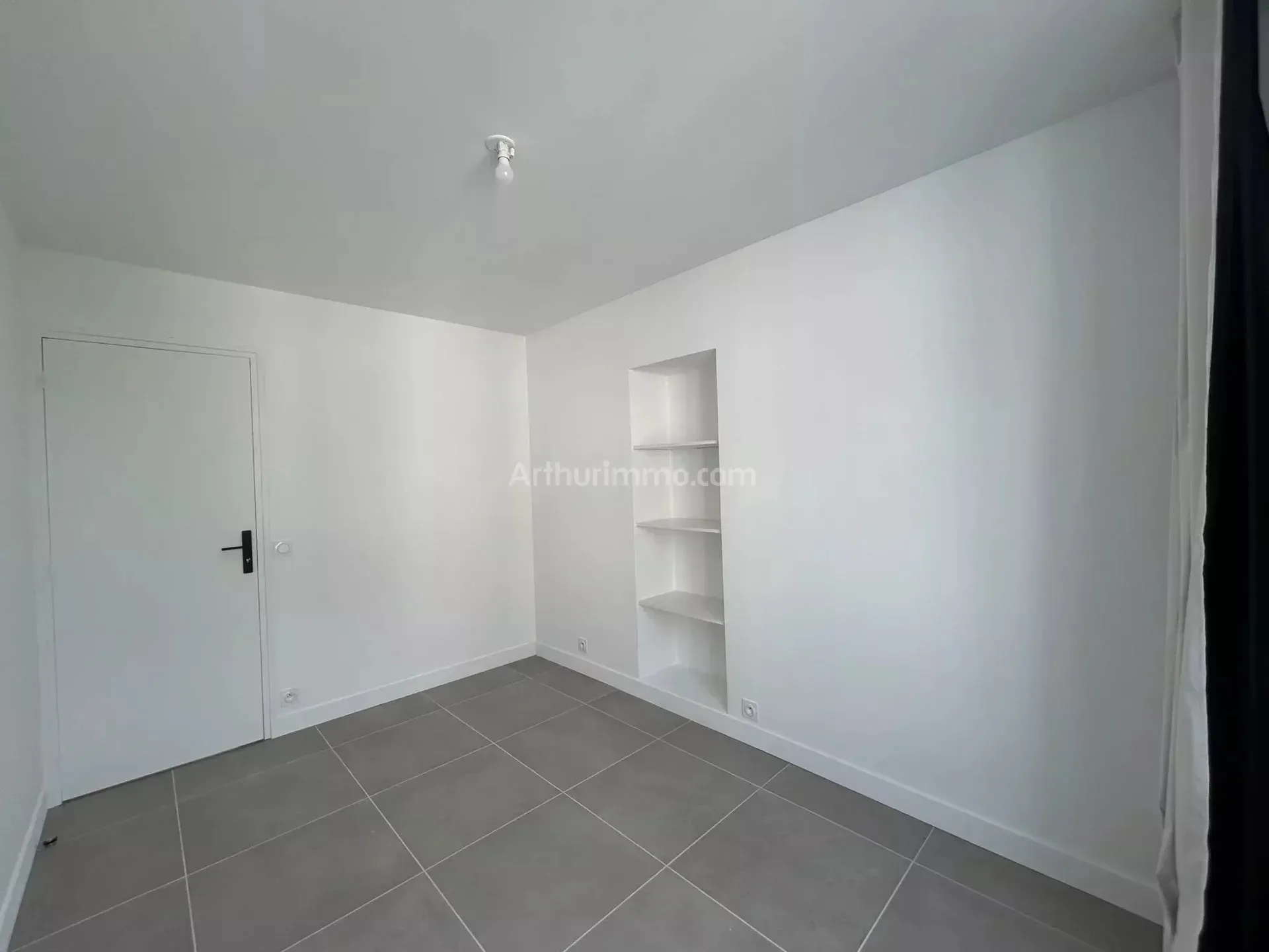 Flat Avenue Paul Vaillant-Couturier in Paray-Vieille-Poste
