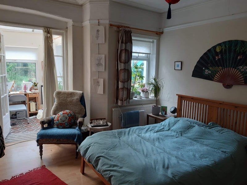 Flat Ninian Road in Cardiff