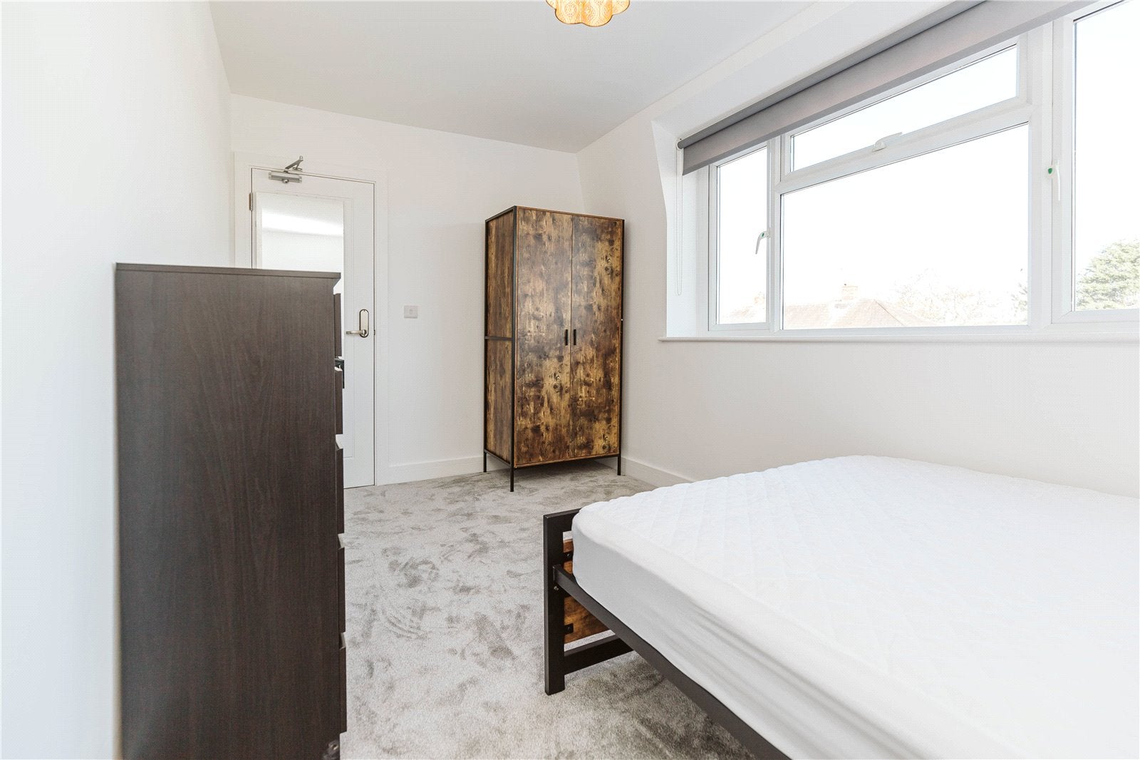Flat Conygre Grove in Bristol