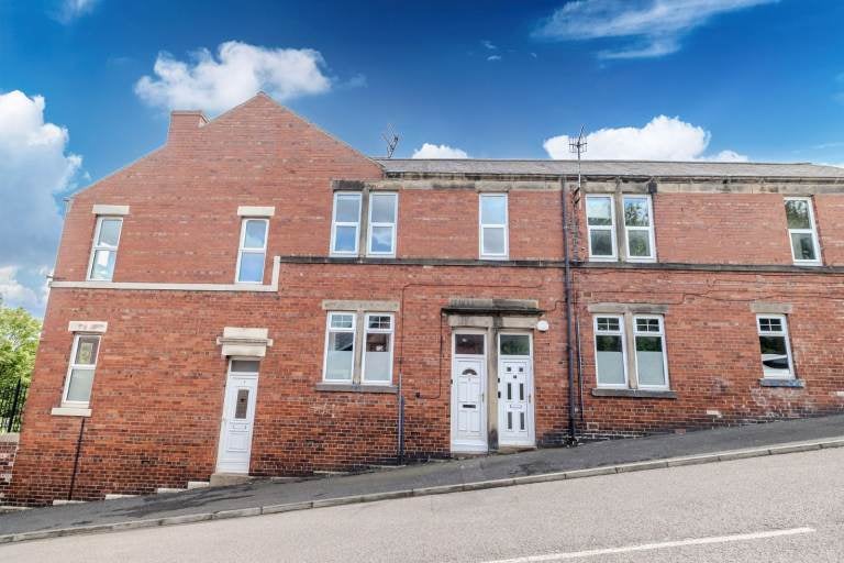 Flat Lumley Gardens in Gateshead