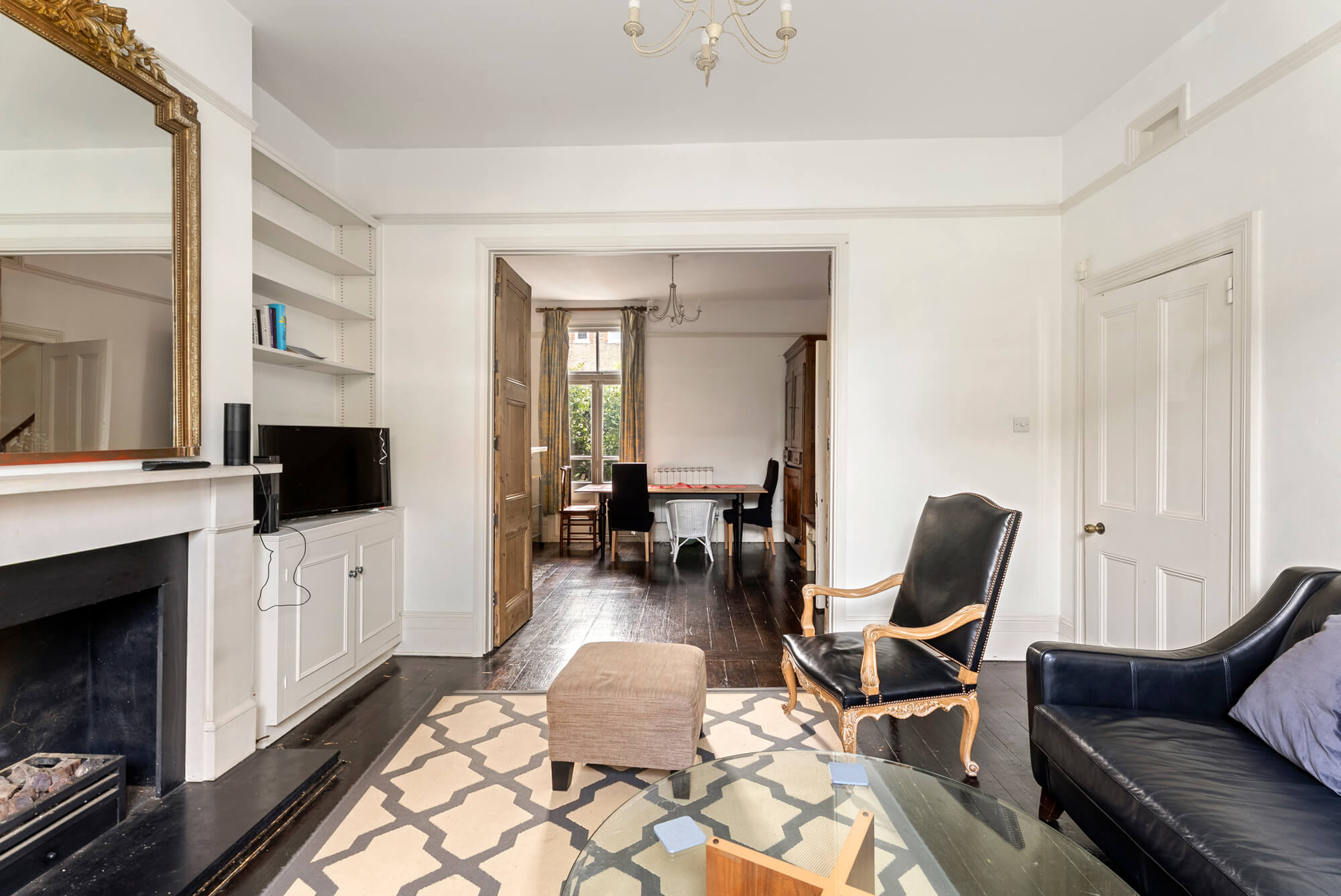 House Lessar Avenue in Greater London