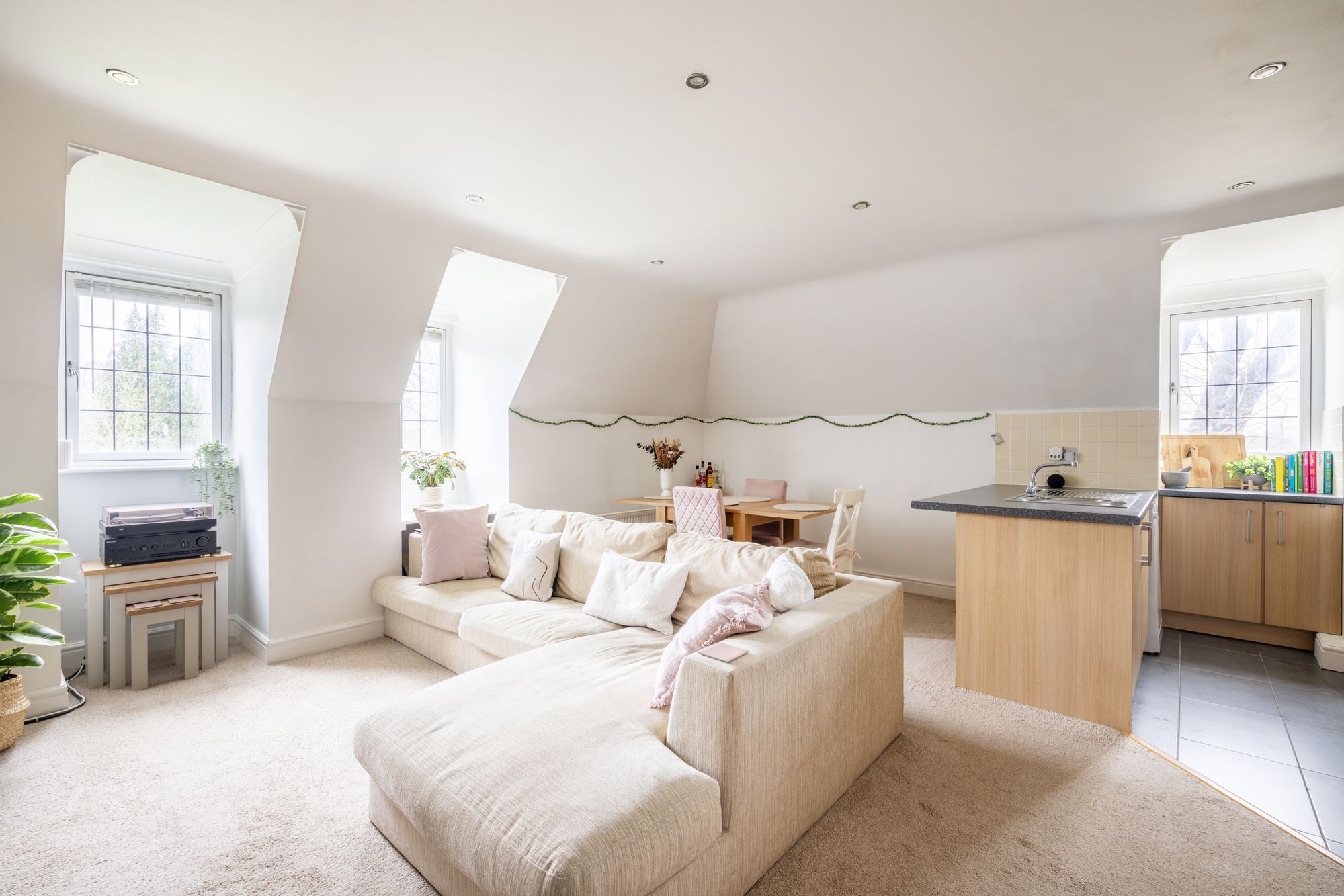 Flat Oathall Road in Mid Sussex