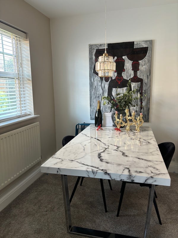 Flat Maryon Grove in Greater London