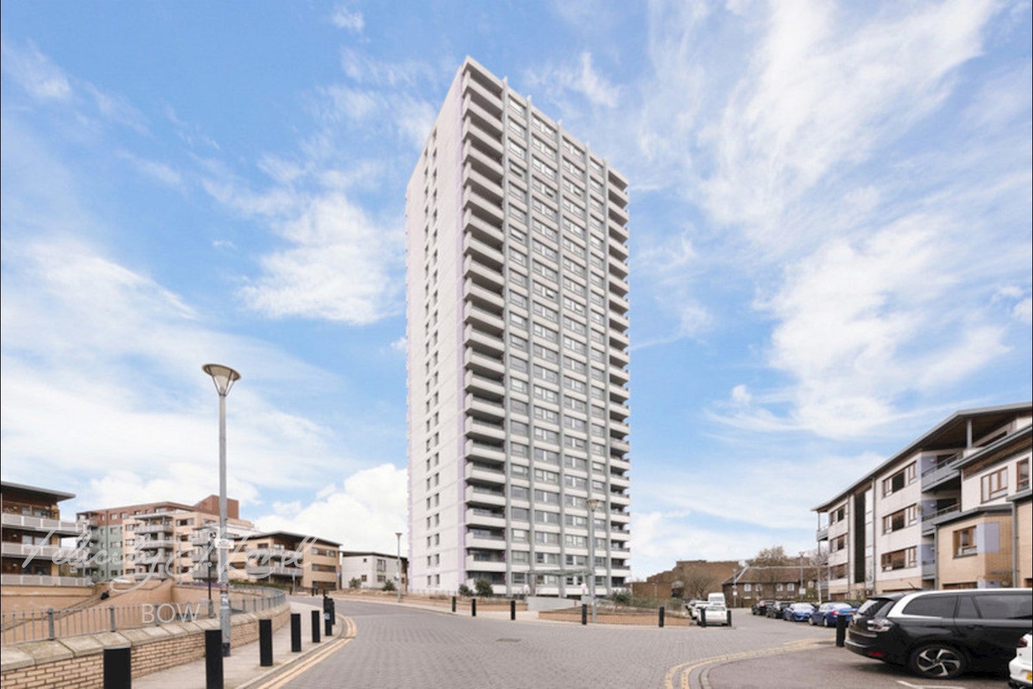 Flat Rainhill Way in Greater London