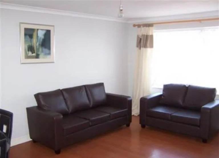 Flat Collapit Close in Greater London