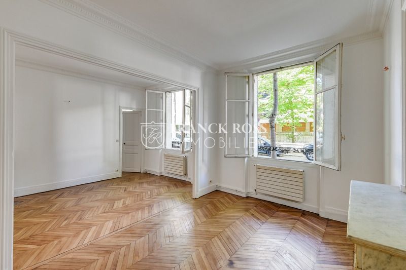 Flat Rue de Chézy in Neuilly-sur-Seine