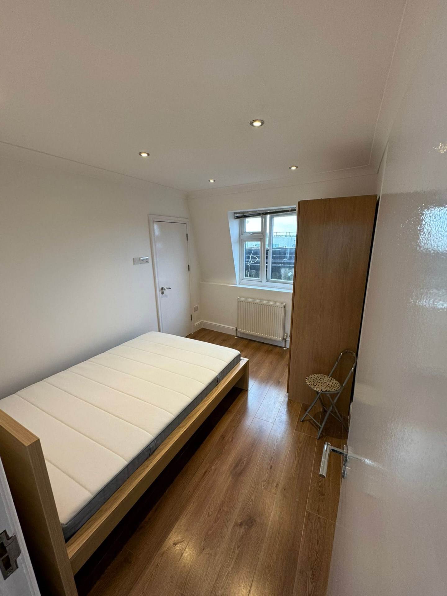 Flat The Broadway in Greater London