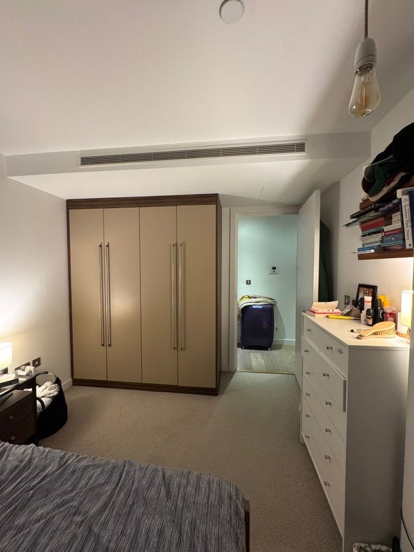 Room Bethnal Green Road in Greater London