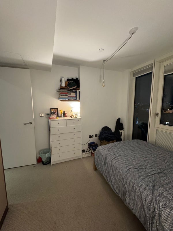 Room Bethnal Green Road in Greater London