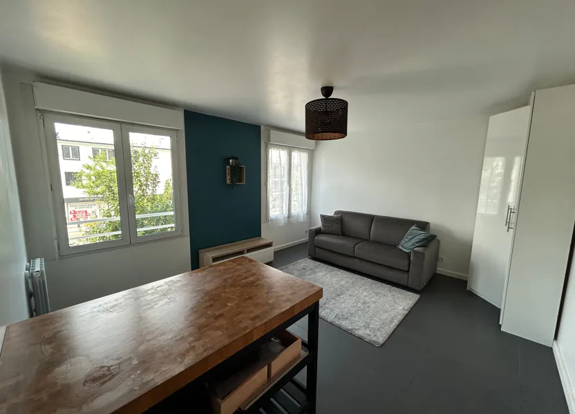 Appartement Rue Lasègue à Châtillon