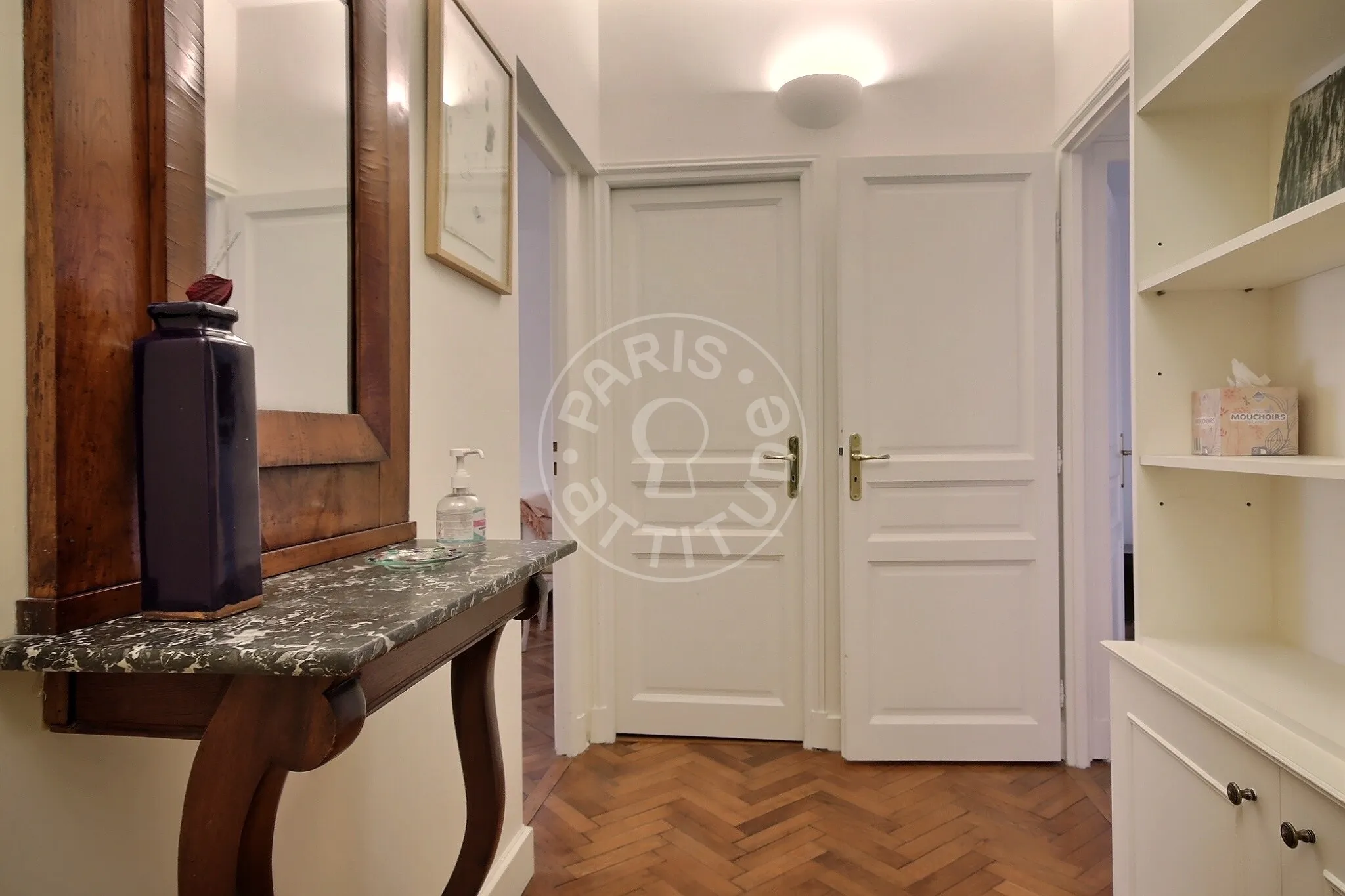 Appartement Rue des Pâtures à Paris