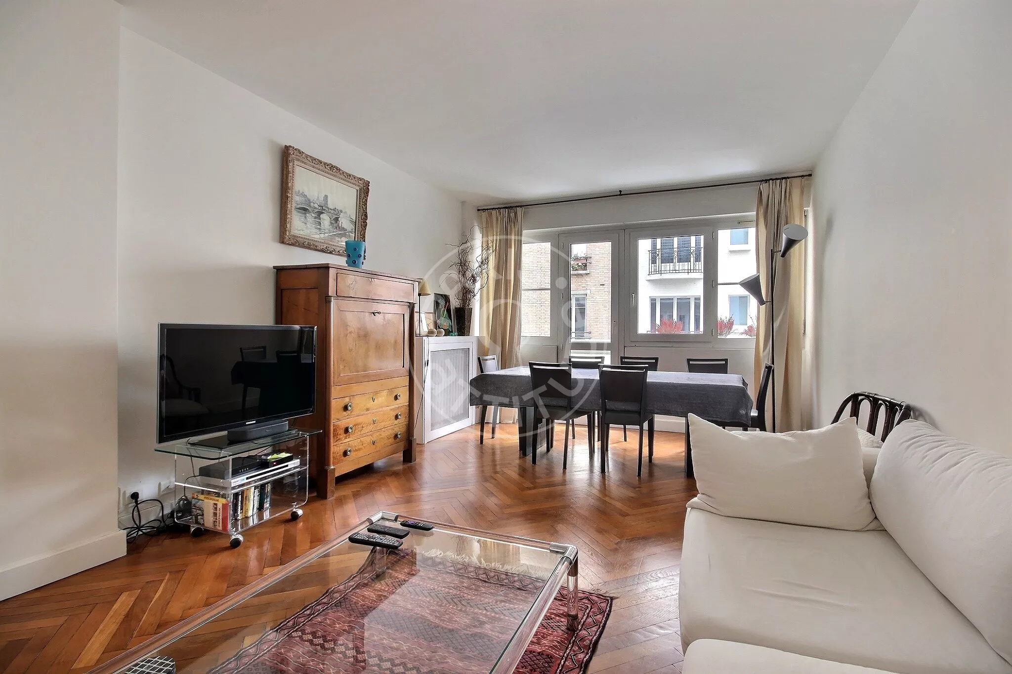 Appartement Rue des Pâtures à Paris