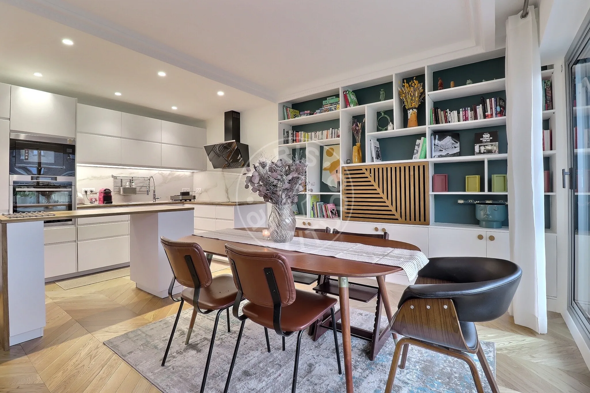 Flat Rue Brémontier in Paris