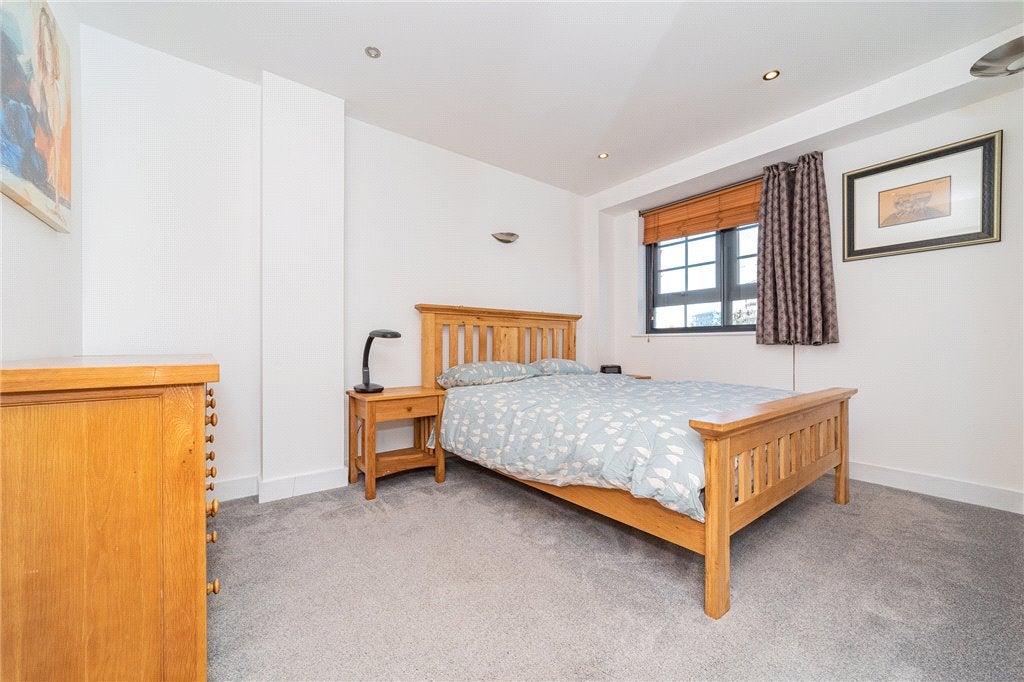 Flat Forbury Road in Reading