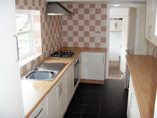 Room Woodbine Street in Gateshead