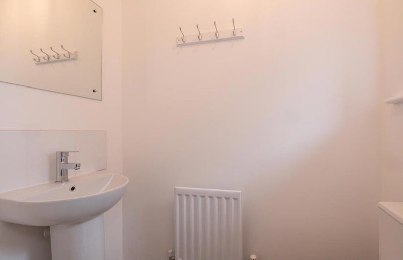 Room gallowway drive in Manchester