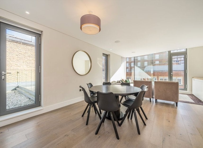 Flat Wilfred Street in City of Westminster
