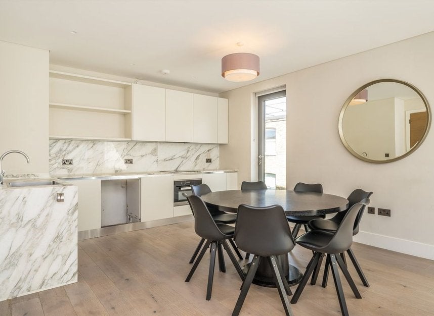 Flat Wilfred Street in City of Westminster