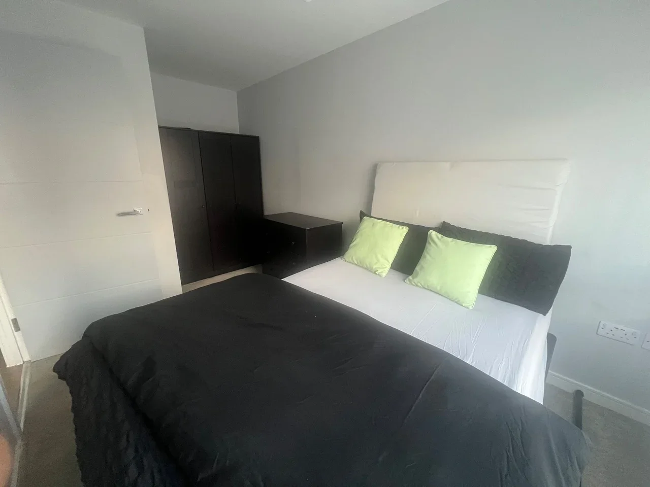 Flat Mersey Place in Luton