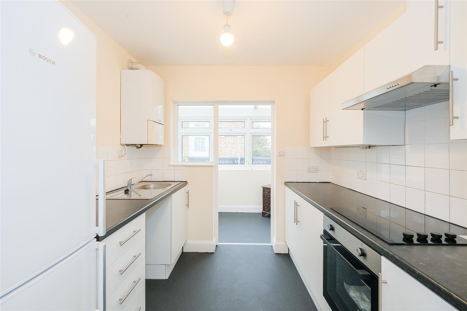 Flat Frances Road in Greater London