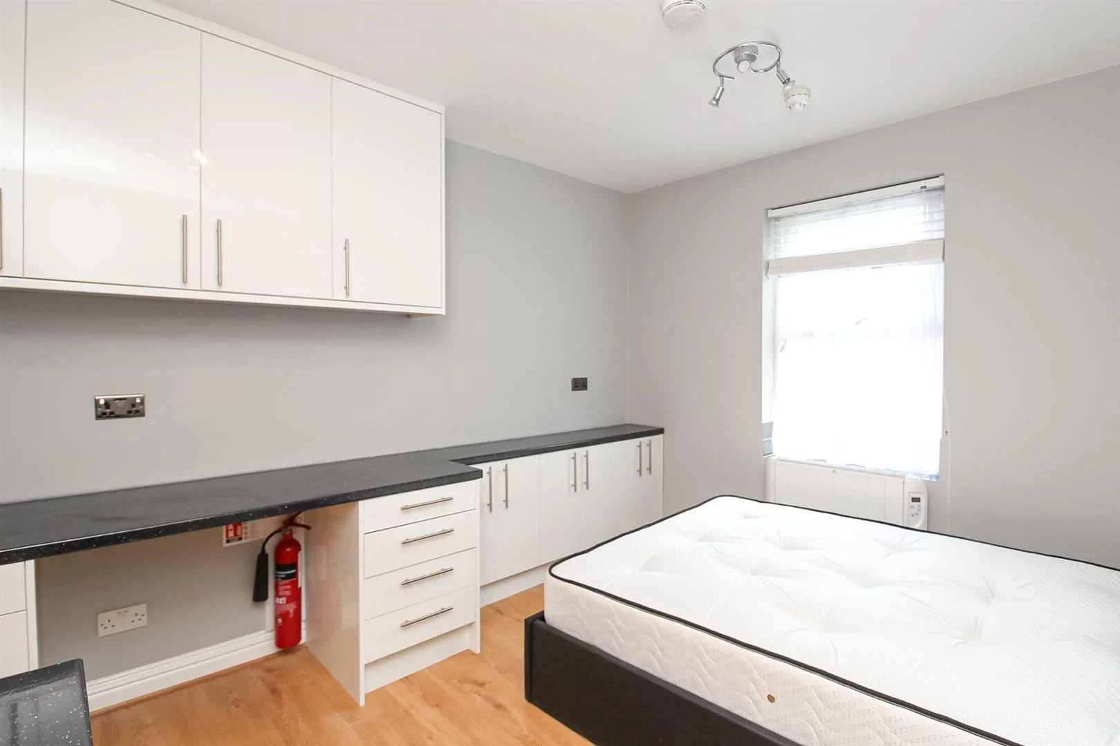 Room Cranbrook Park in Greater London