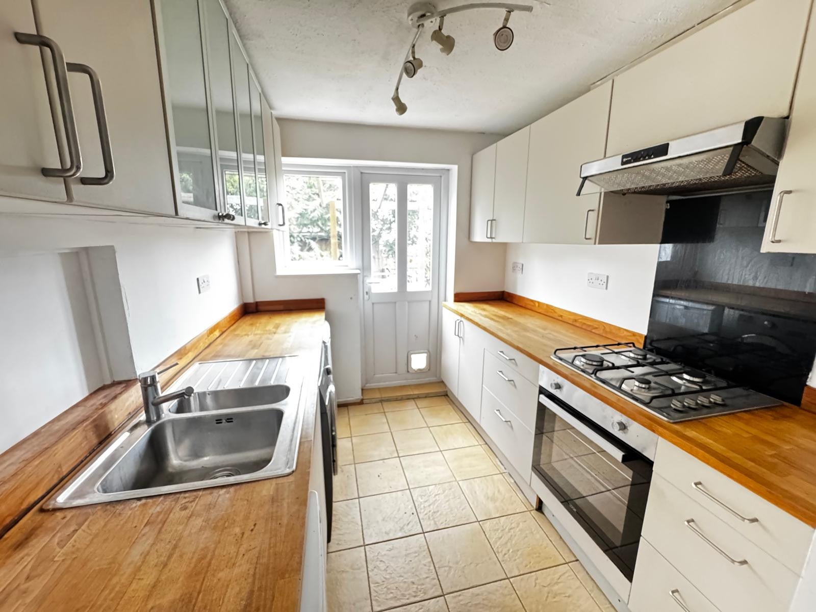 House Bowhill Way in Leicester