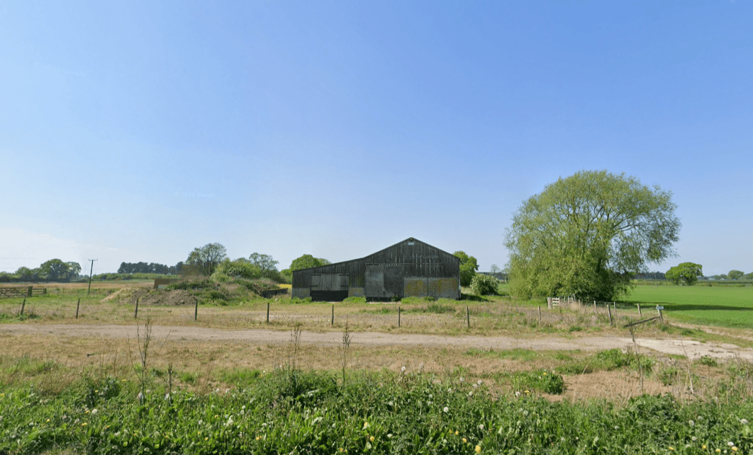Flat Cliffe Road in North Cliffe