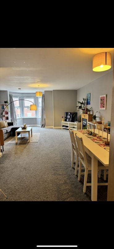 Flat Carisbrooke Road in Leeds