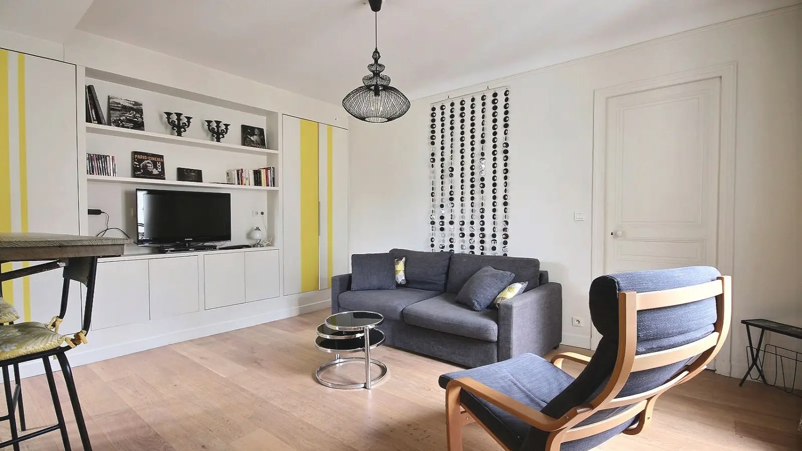 Flat Rue Dussoubs in Paris