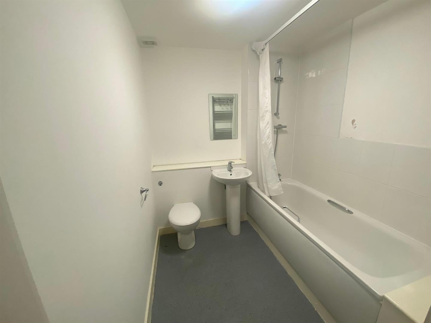 Flat Litherland Road in Bootle