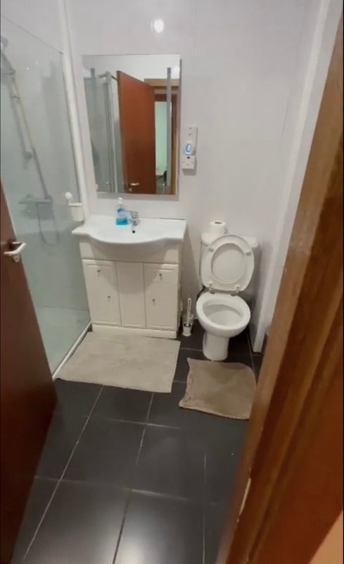 Room Knowehead Terrace in Glasgow