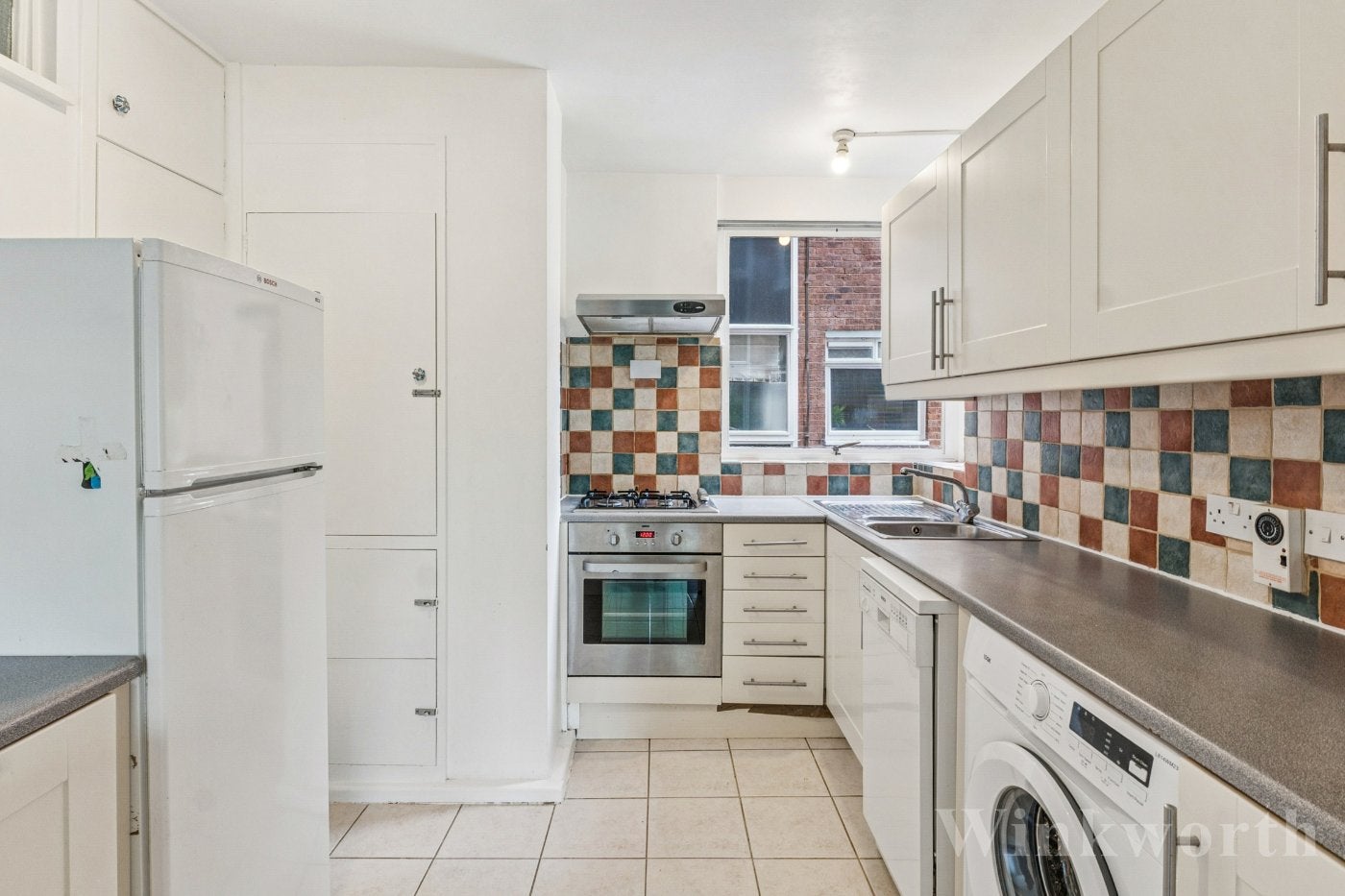 Flat Farquhar Road in Greater London