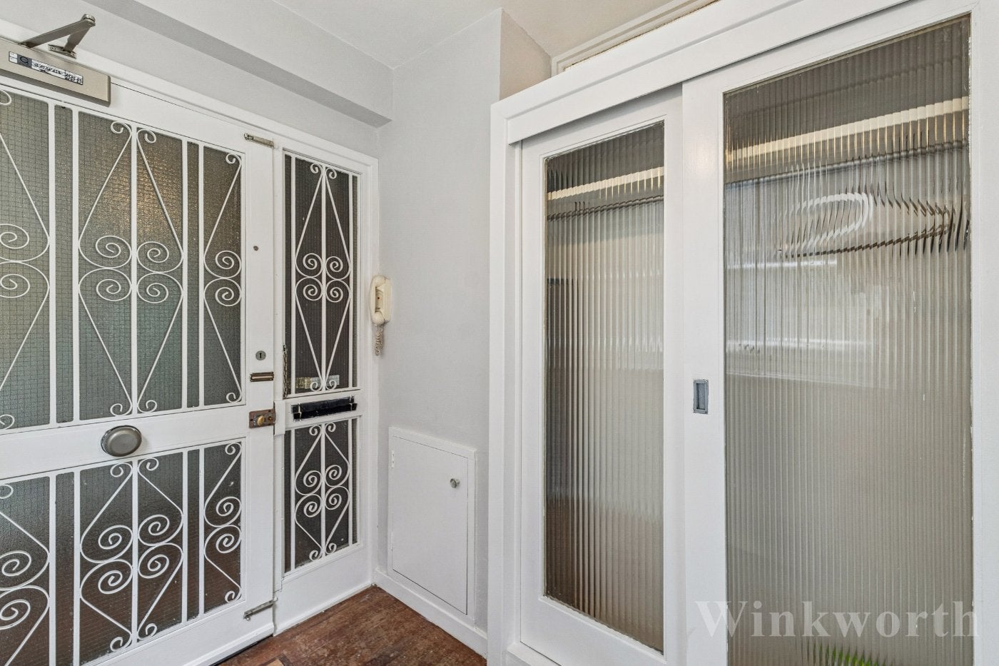 Flat Farquhar Road in Greater London