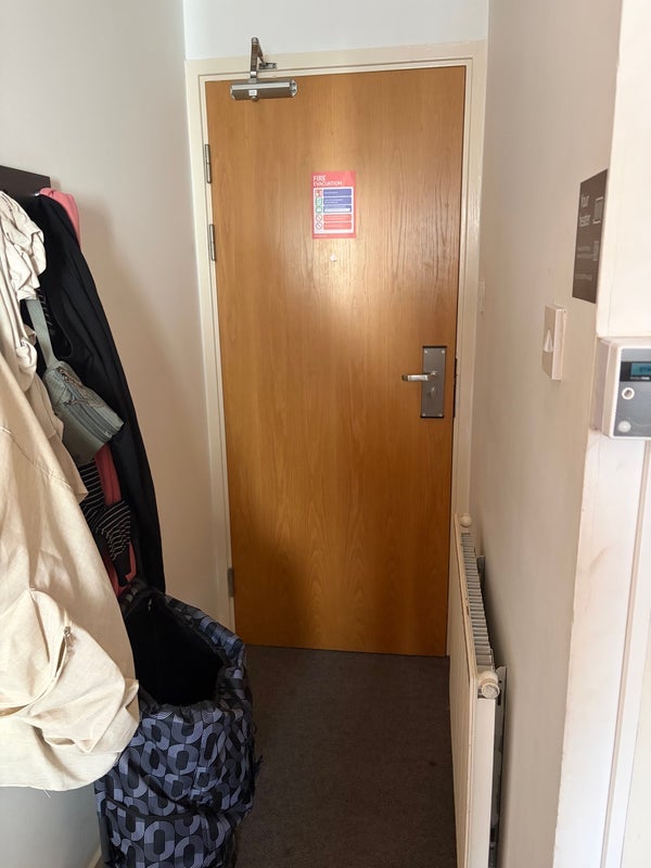 Room Graham Street in Greater London