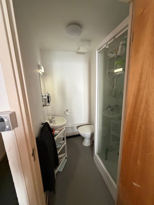 Room Graham Street in Greater London