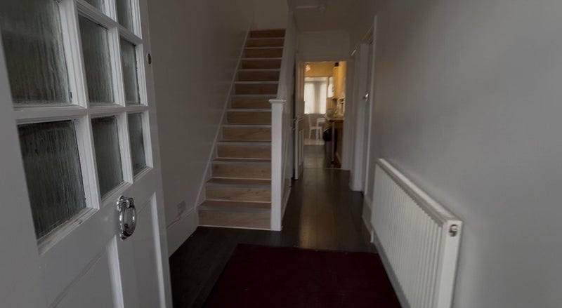 Room Lister Gardens in Greater London