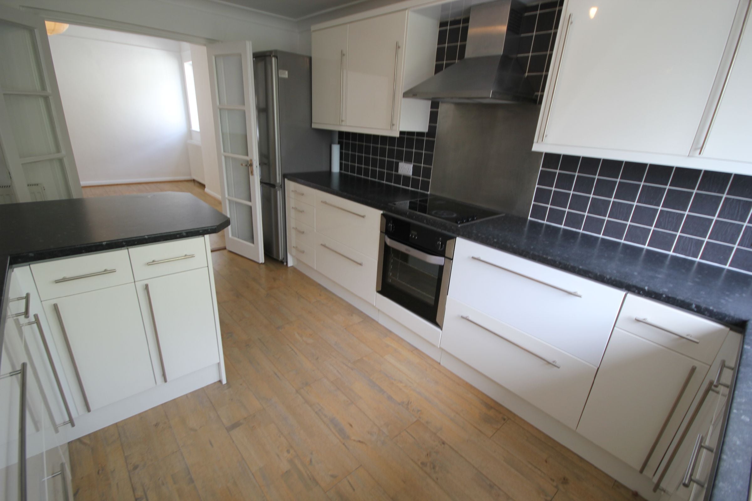 Flat Devonshire Road in Greater London