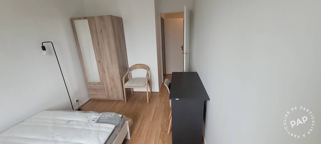 Chambre Rue du Général Leclerc à Bois-Colombes