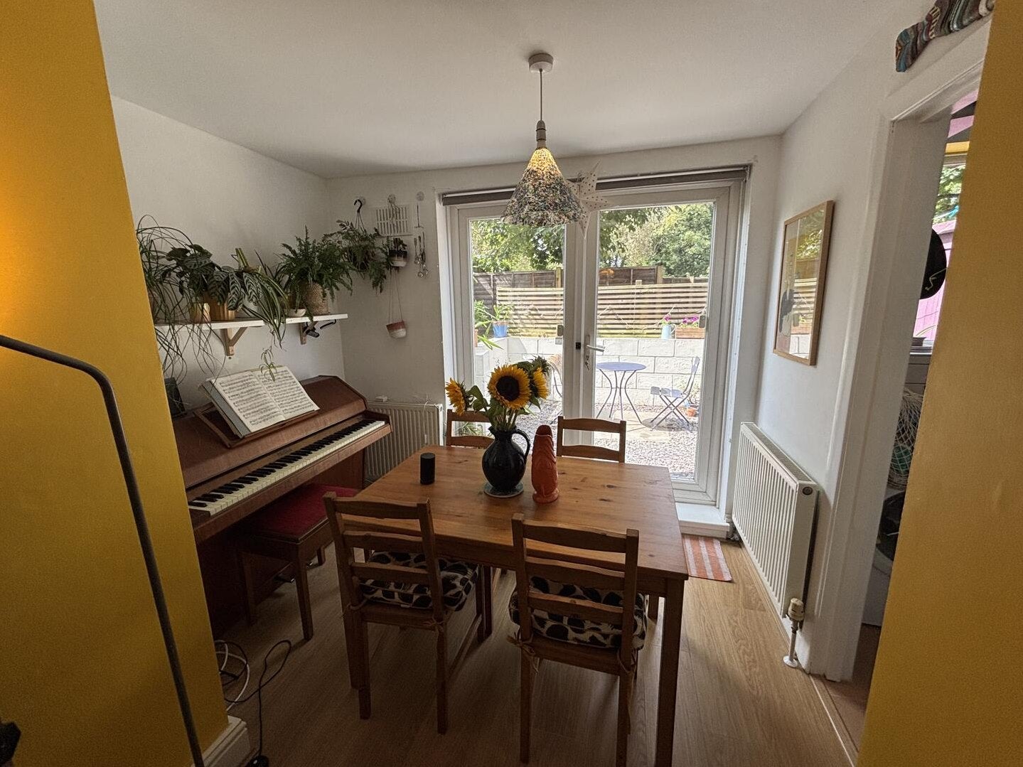 Flat Clifton Road in Greater London