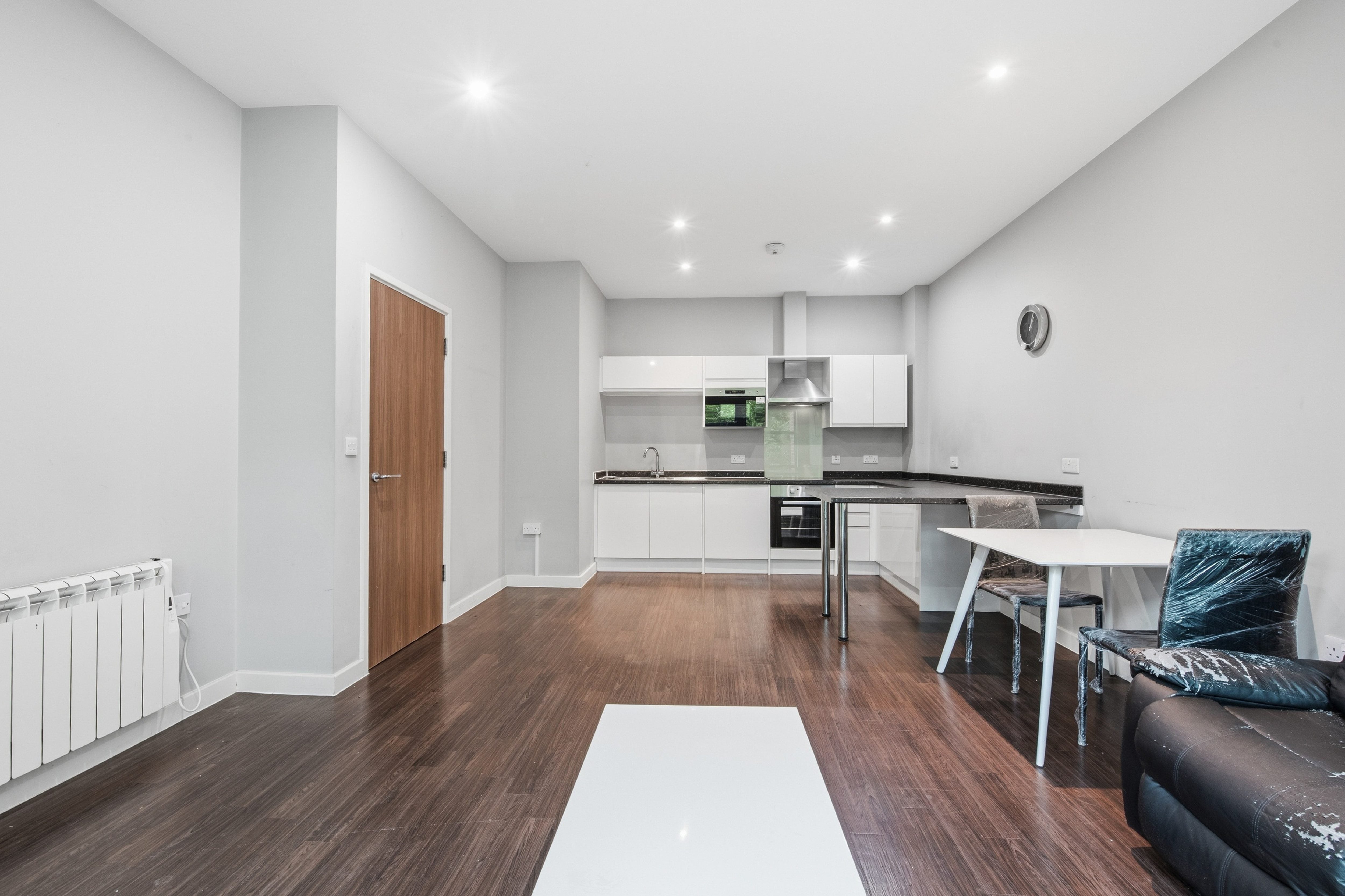 Flat Bath Road in Bristol