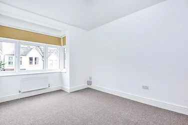 Flat Ramsdale Road in Greater London