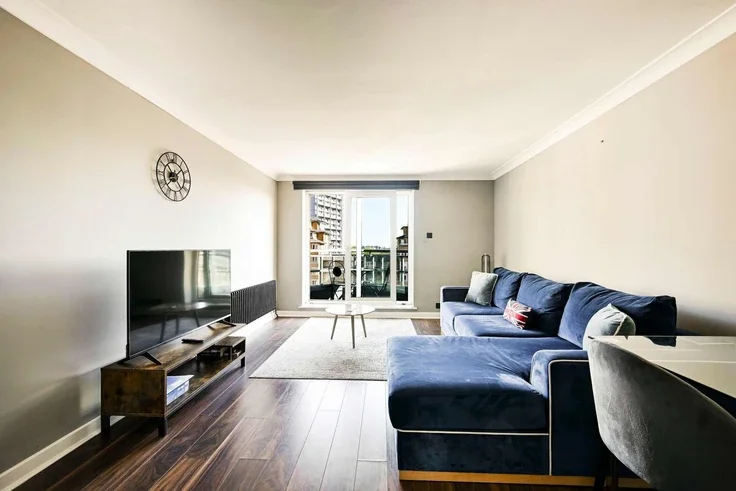 Flat Admiral Walk in City of Westminster
