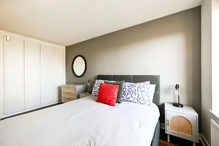Flat Admiral Walk in City of Westminster