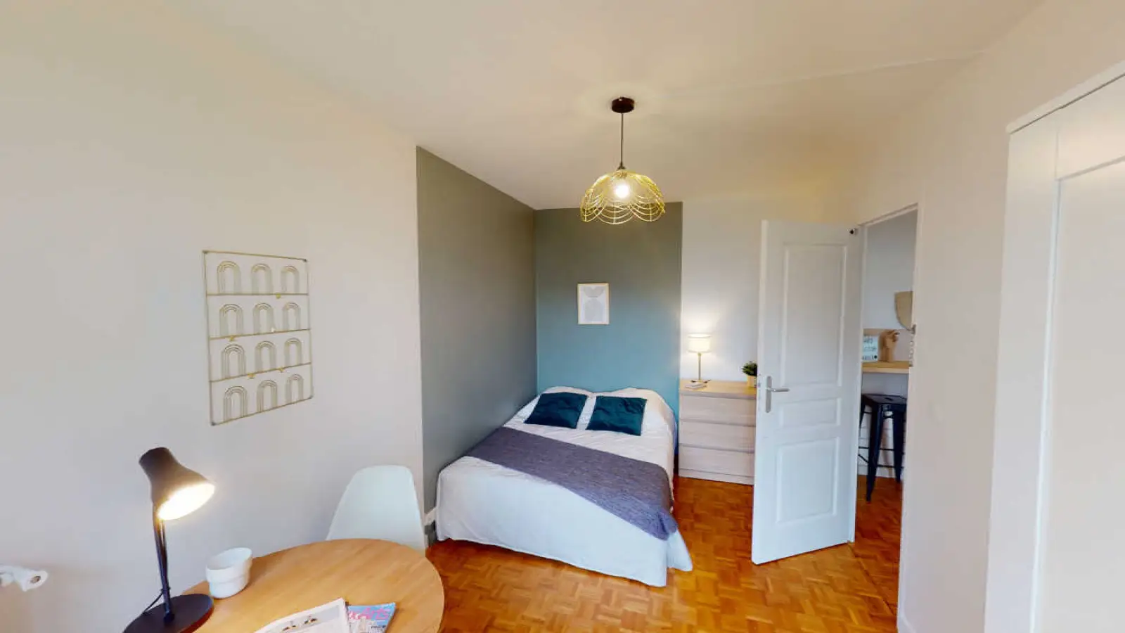Flat Rue de Fécamp in Paris