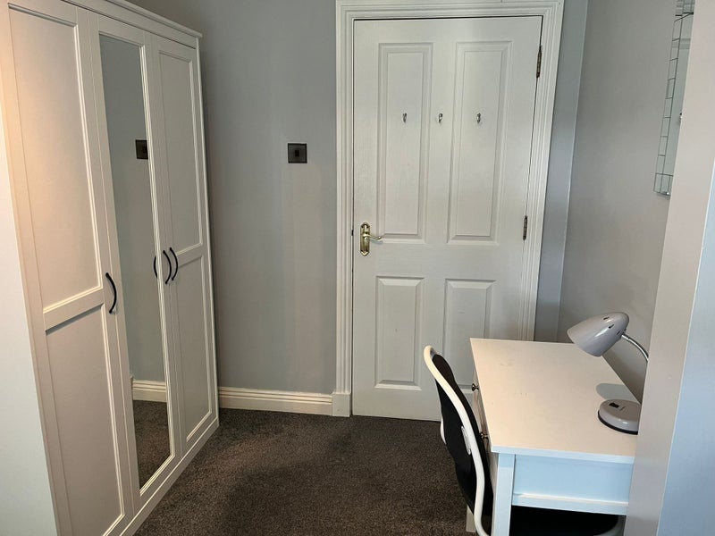 Room Abberley Mews in Greater London