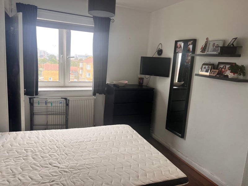 Room Dairy Lane in Greater London