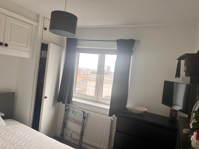 Room Dairy Lane in Greater London