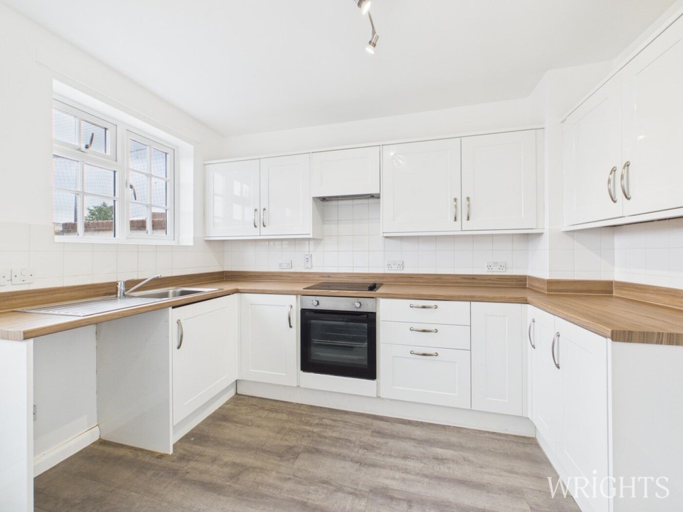 Flat Eastcheap in North Hertfordshire